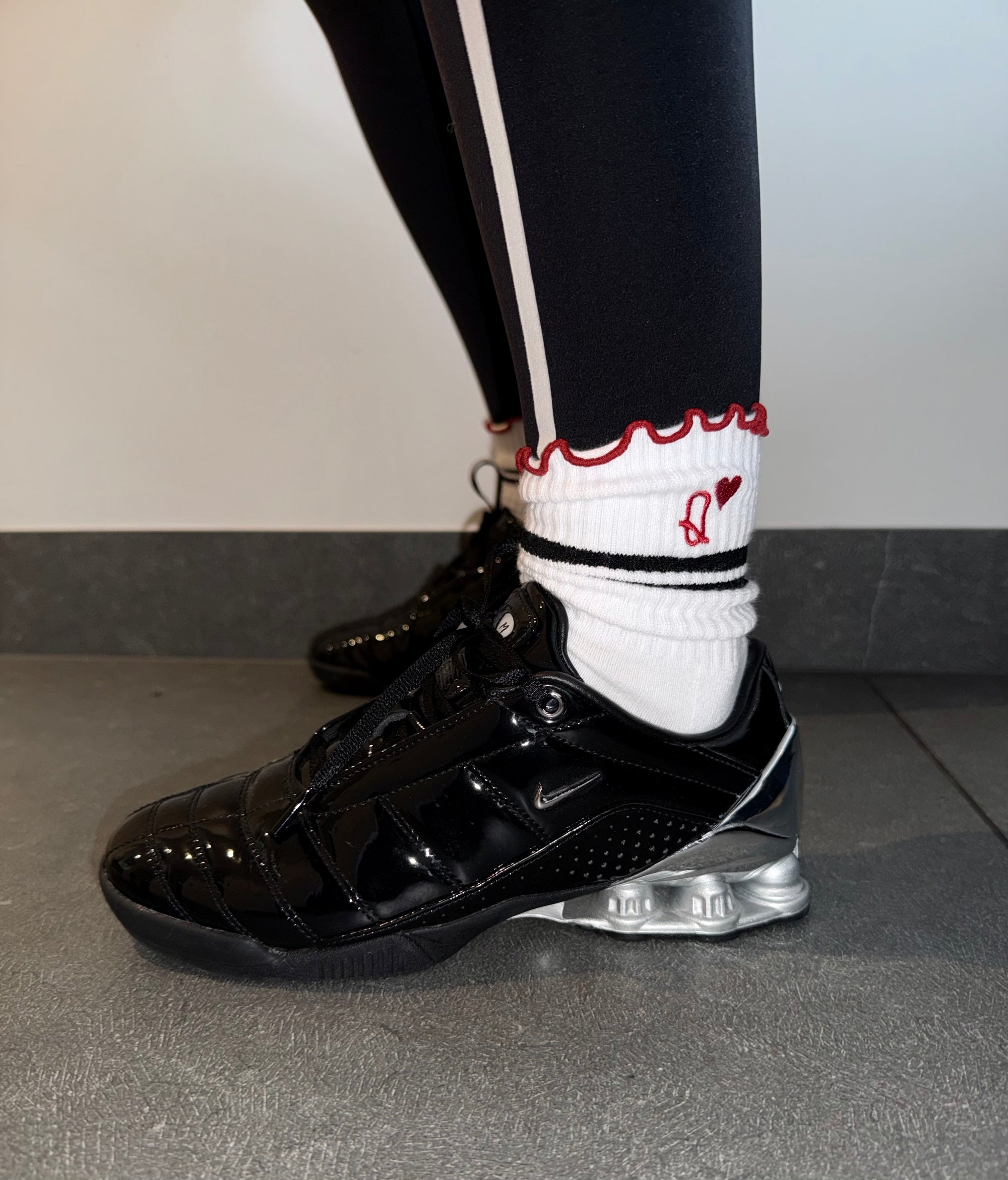 QUEEN LOVE PILATES SOCKS